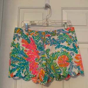 Lilly Pulitzer buttercup shorts, size 6